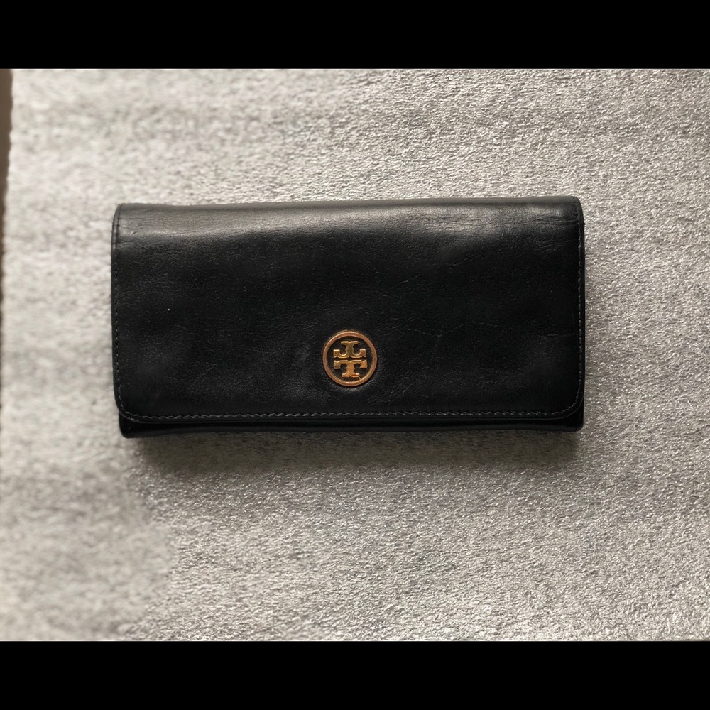 Tory Burch Leather Wallet
